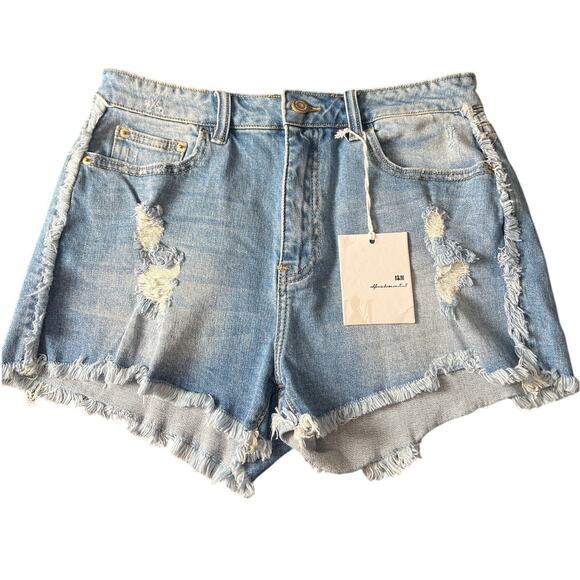 IaM Jeans High-Rise Ruby Shorts Large NWT Shorts - Picture 1 of 5